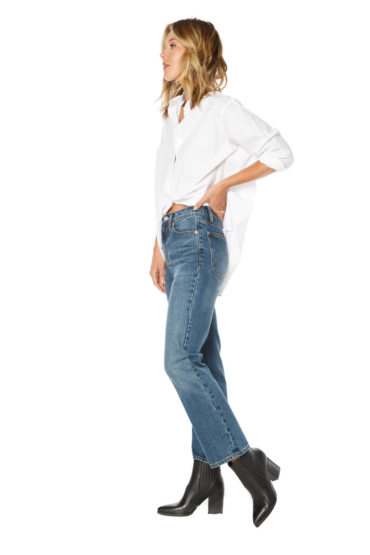 Juicy Couture Malibu Vintage Wash Crop Kick Jeans The Denim Shop 6 Juicy Couture Malibu Vintage Wash Crop Kick Jeans The Denim Shop