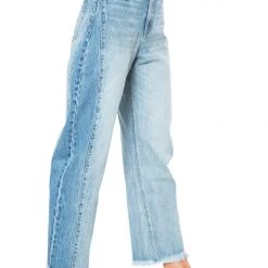 Juicy Couture New Rodeo Barrel Fit Jeans
